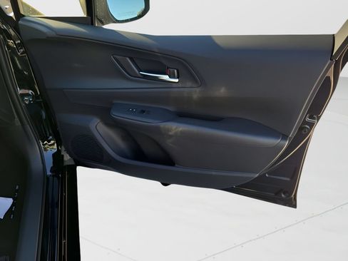 New 2026 Toyota Prius Plug-In Hybrid FWD image 37