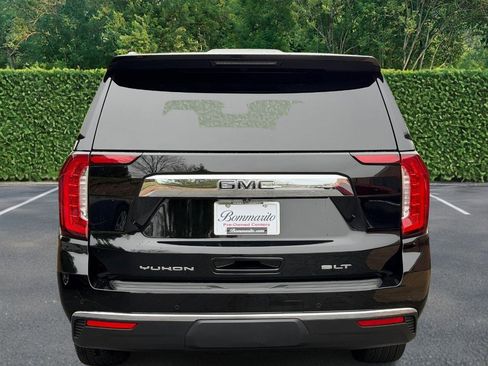 Used 2023 GMC Yukon SLT w/ SLT Luxury Package AWD/4WD image 5