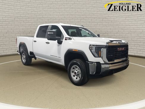 New 2026 GMC Sierra 3500 Pro w/ Convenience Package AWD/4WD image 3