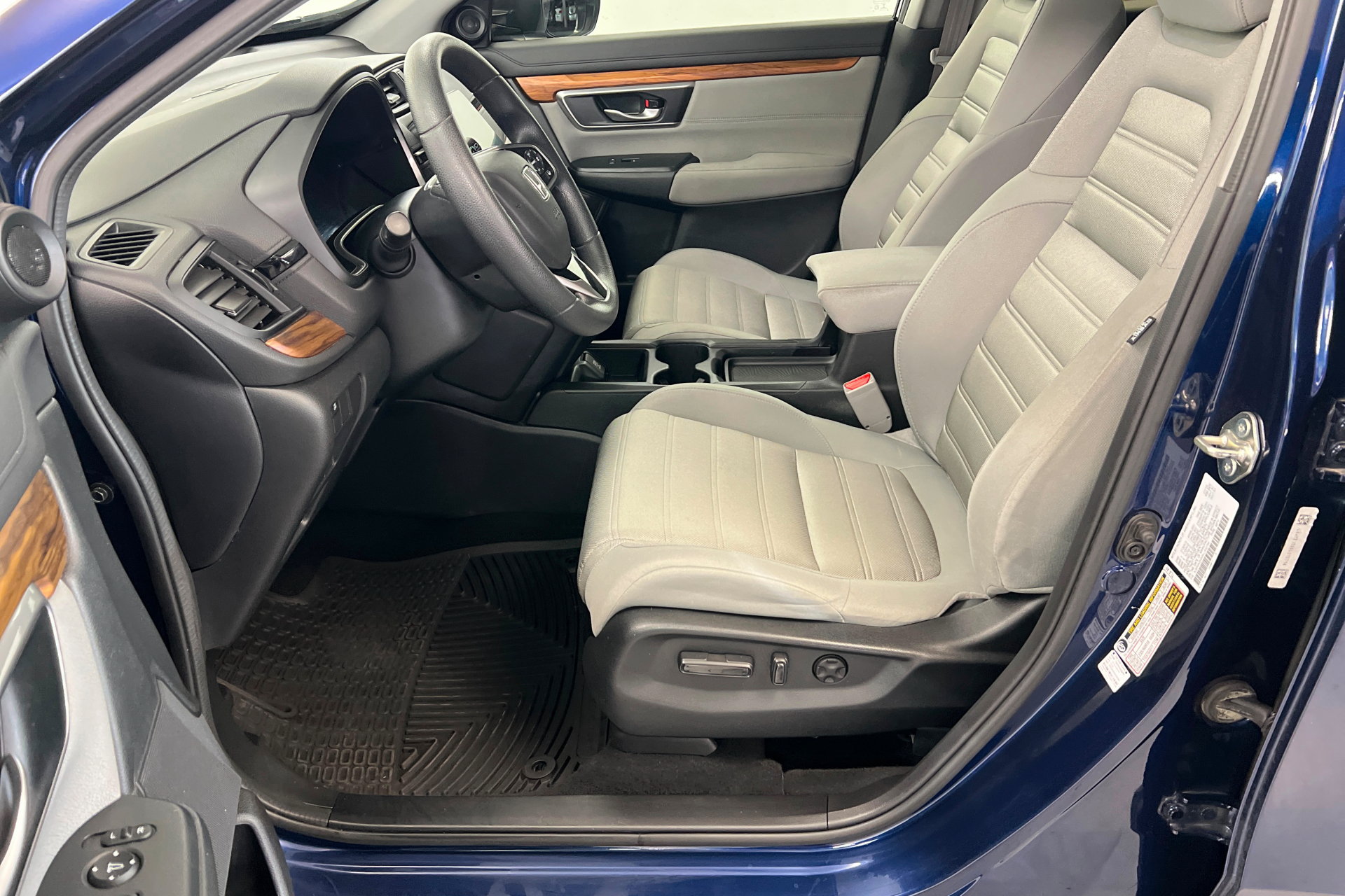 Used 2019 Honda CR-V EX image 18