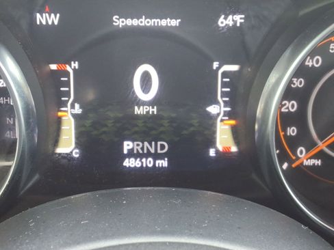 Used 2021 Jeep Gladiator Sport image 13