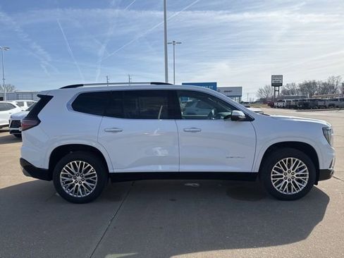 New 2026 GMC Acadia Denali w/ Super Cruise Package image 2