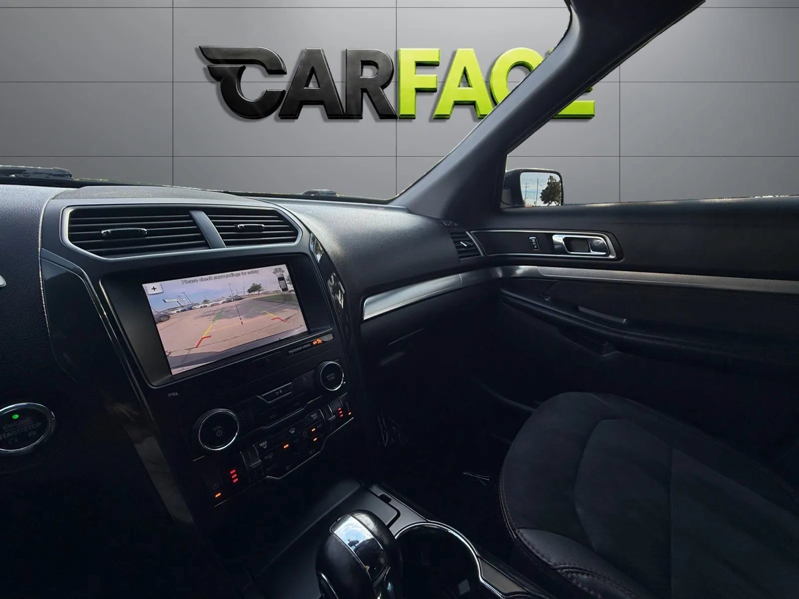 Used 2019 Ford Explorer XLT w/ Equipment Group 202A AWD/4WD image 37
