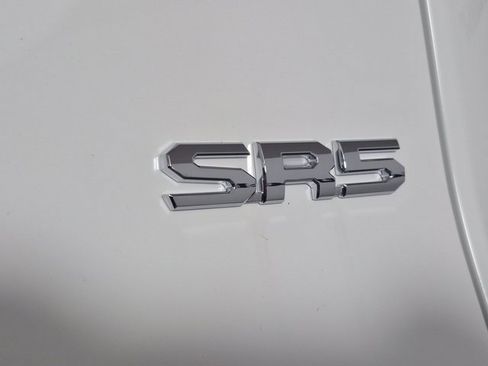 New 2025 Toyota Tacoma SR5 image 7