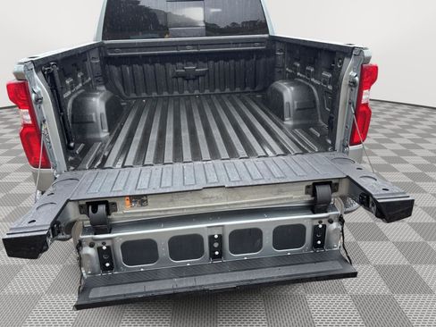 Used 2024 Chevrolet Silverado 1500 LTZ image 7