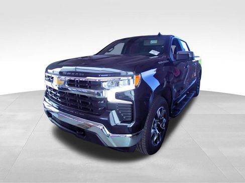 Used 2023 Chevrolet Silverado 1500 LT AWD/4WD image 4