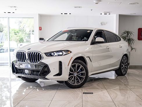 Used 2024 BMW X6 xDrive40i AWD/4WD image 1