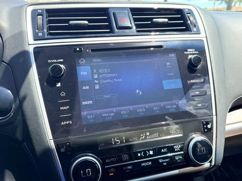 Used 2019 Subaru Outback 2.5i Touring AWD/4WD image 19