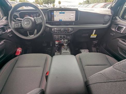 New 2025 Jeep Gladiator Rubicon image 13