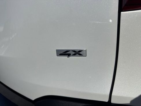 Used 2024 Kia Seltos EX image 10