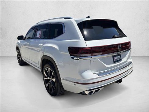 Used 2024 Volkswagen Atlas SEL Premium R-Line AWD/4WD image 3