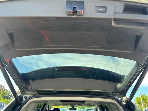 Certified 2026 Volkswagen Atlas SE w/ Panoramic Sunroof Package FWD image 53