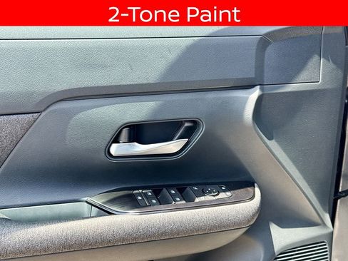 Certified 2025 Nissan Kicks SV w/ Illumination Package FWD image 17