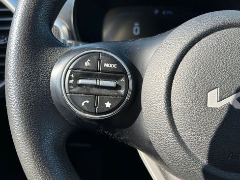 Certified 2023 Kia Soul LX image 17