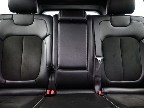 Used 2023 Jeep Grand Cherokee Altitude image 17