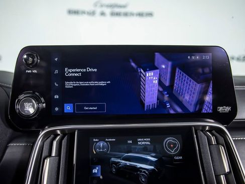 Used 2023 Lexus LX 600 4WD w/ Appearance Package image 33