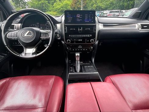 Used 2023 Lexus GX 460 Luxury w/ Sport Design Package AWD/4WD image 21