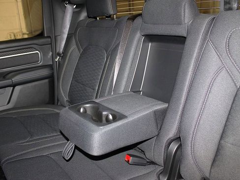New 2026 RAM 1500 4x4 Crew Cab image 29