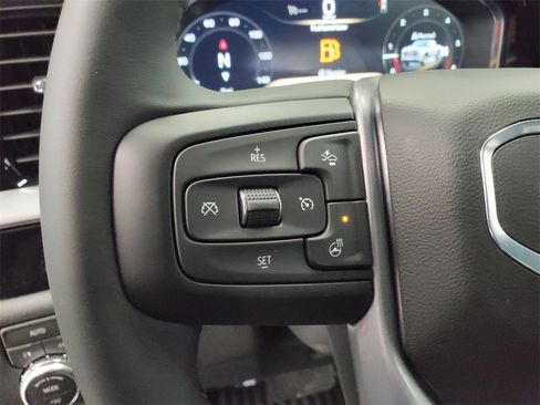 New 2026 GMC Sierra 1500 Elevation image 14
