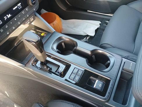 New 2026 Subaru Outback Touring XT AWD/4WD image 26