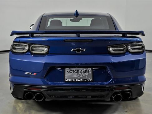 Used 2021 Chevrolet Camaro ZL1 RWD image 9