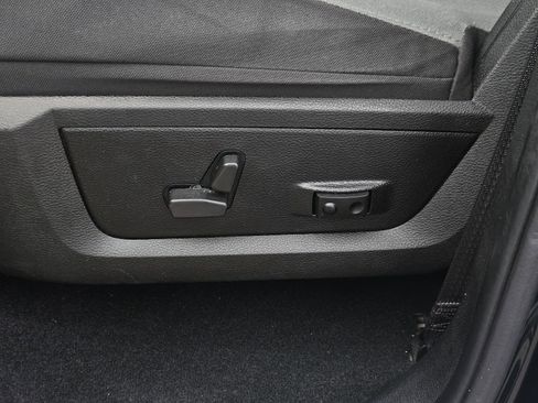 Used 2023 RAM 1500 Classic SLT w/ Trailer & Traction Group image 30