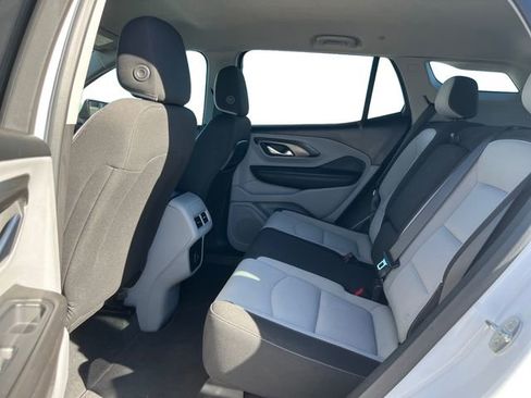Used 2023 GMC Terrain SLE w/ Driver Convenience Package image 13