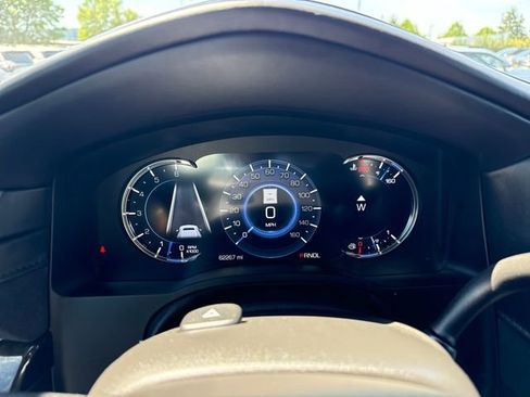 Used 2019 Cadillac Escalade ESV Platinum AWD/4WD image 20