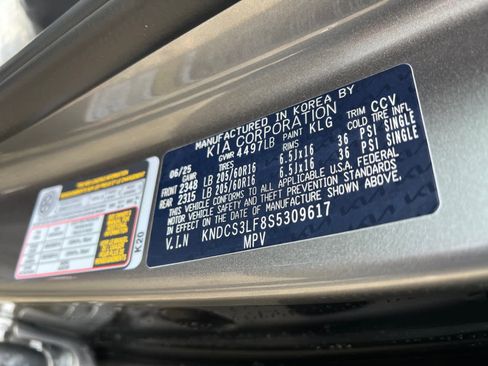 New 2025 Kia Niro EX w/ EX Cold Weather Package image 17