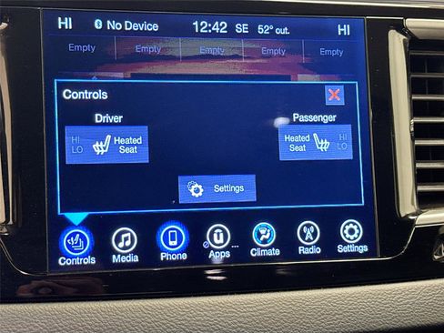 Used 2017 Chrysler Pacifica Touring-L image 19