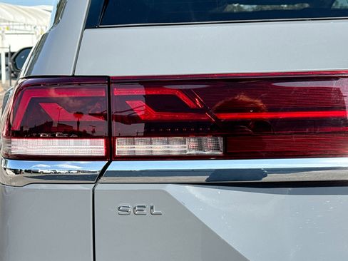New 2026 Volkswagen Atlas SEL Premium R-Line AWD/4WD image 10