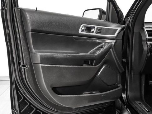 Used 2014 Ford Explorer Sport w/ Equipment Group 401A image 38