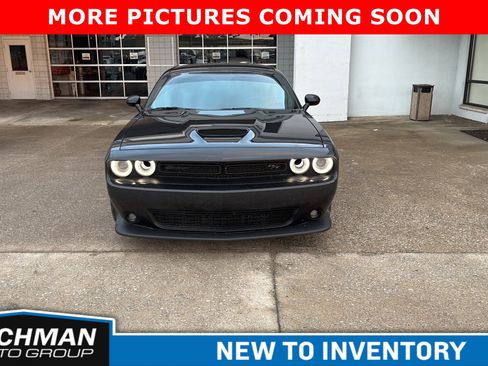Used 2023 Dodge Challenger R/T w/ Plus Package image 4