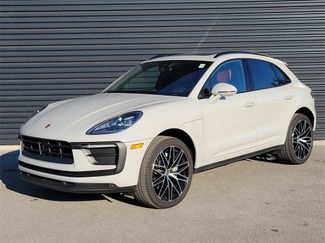 Certified 2025 Porsche Macan video 1