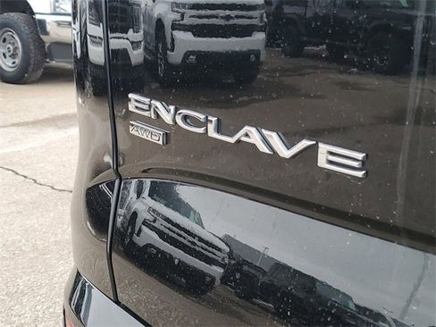 Used 2022 Buick Enclave Avenir w/ Avenir Technology Package image 33