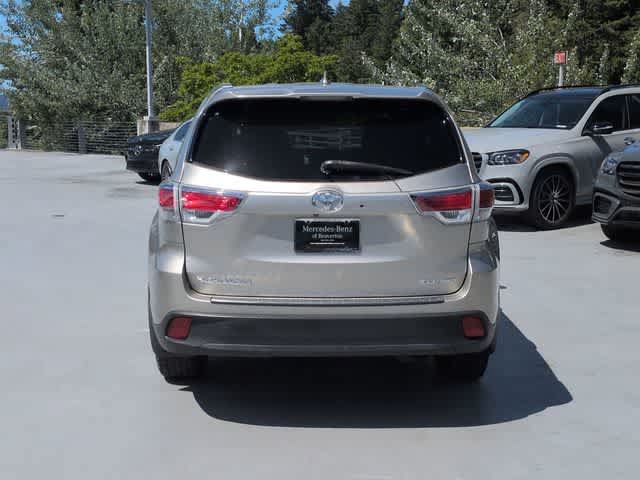 Used 2016 Toyota Highlander XLE AWD/4WD image 7