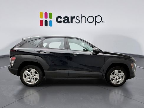 Used 2024 Hyundai Kona SE image 6