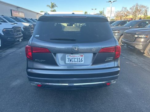 Used 2016 Honda Pilot Touring image 5