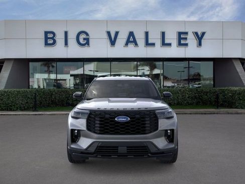New 2026 Ford Explorer ST-Line w/ ST-Line Street Pack RWD image 6