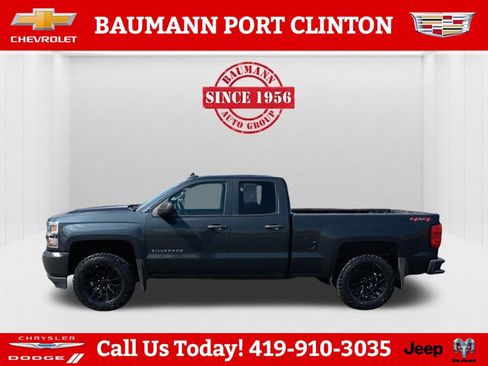 Used 2019 Chevrolet Silverado 1500 W/T w/ WT Convenience Package AWD/4WD image 9