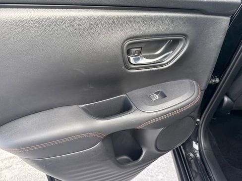 Certified 2025 Honda HR-V Sport image 16