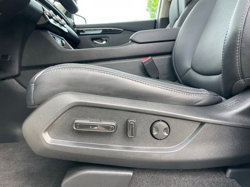 Certified 2025 Honda Pilot Touring image 25