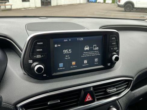 Used 2019 Hyundai Santa Fe SE AWD/4WD image 23