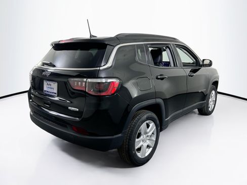 Used 2022 Jeep Compass Latitude AWD/4WD image 5