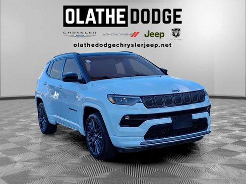 Used 2022 Jeep Compass High Altitude AWD/4WD image 31