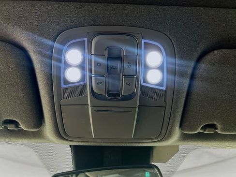 Used 2019 Hyundai Santa Fe FWD image 20