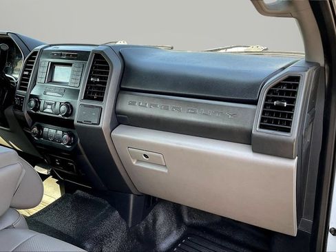 Used 2020 Ford F250 XL AWD/4WD image 25