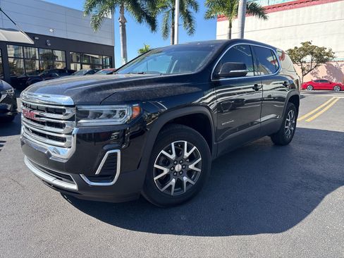 Used 2023 GMC Acadia SLE image 10