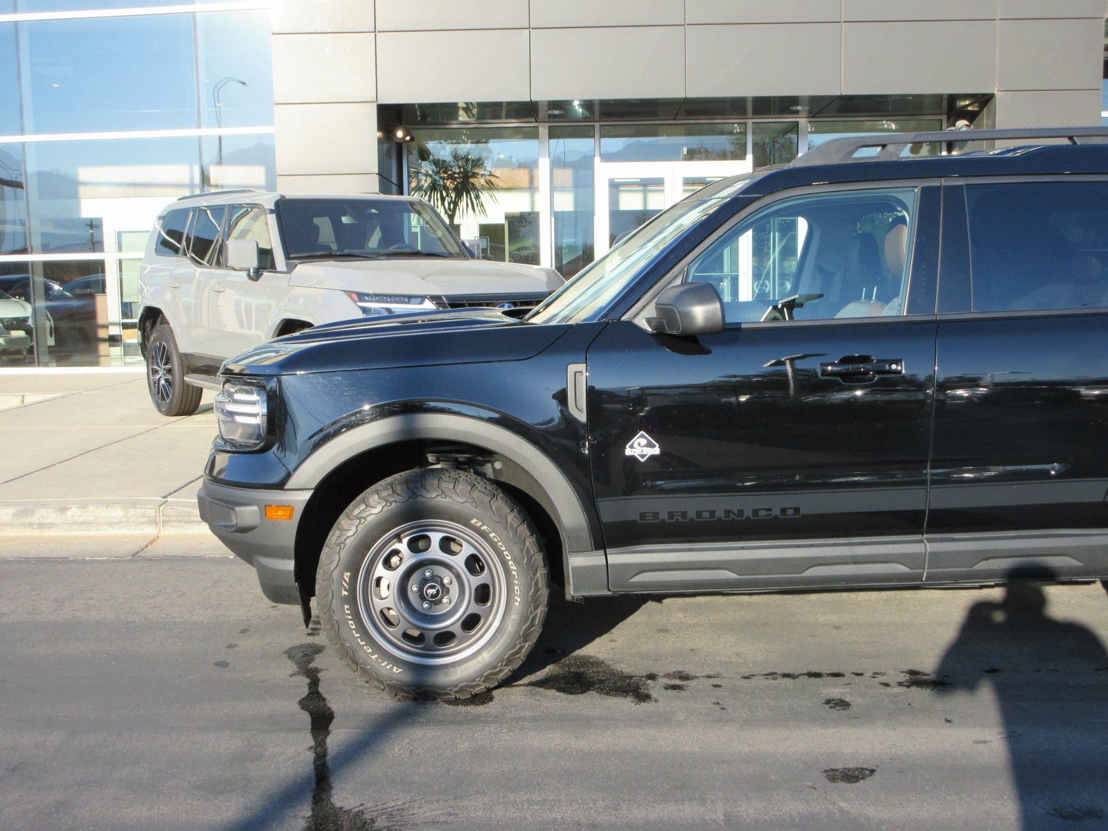 Used 2023 Ford Bronco Sport Outer Banks AWD/4WD image 2
