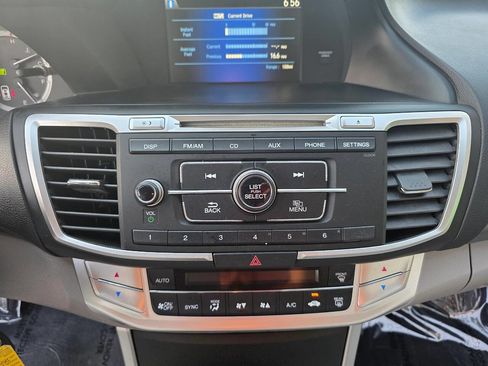 Used 2013 Honda Accord LX image 30